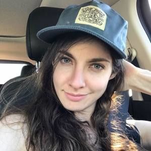 Meet your Posher, Scarlet